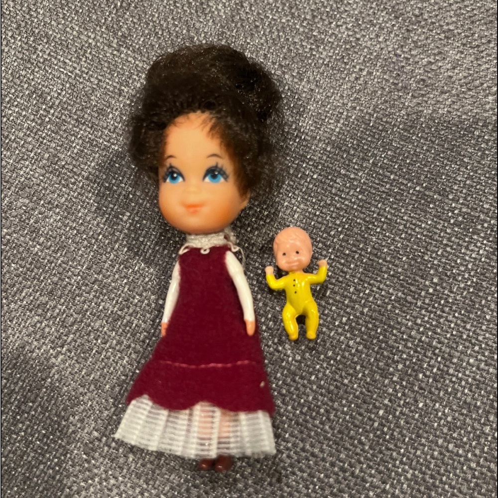 Vintage 1980's The Littles Mrs. Little Doll and Baby!